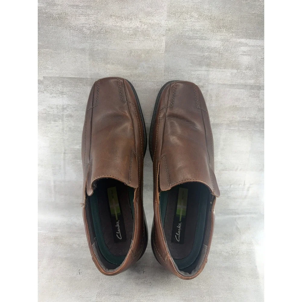 Clarks Men Brown Leather Slip On Square Toe Loafers 71734 Size 9M